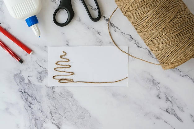 Заполненная форма и набор для вышивки